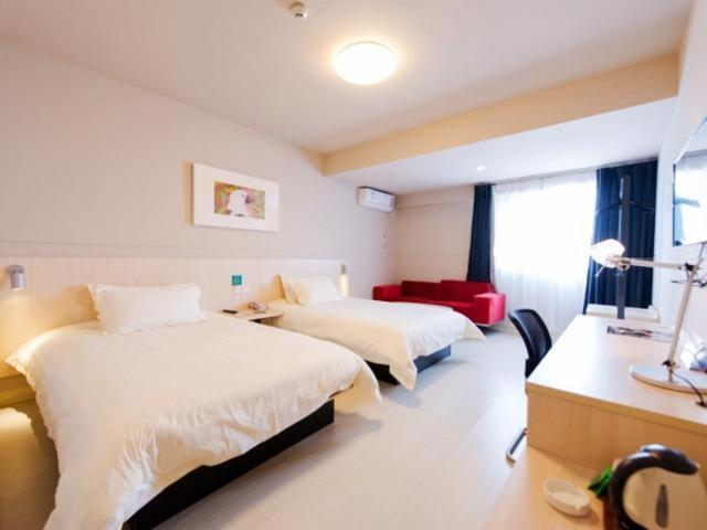 Jinjiang Inn Xianning Yinquan Avenue Hot Spring Hotel Buitenkant foto