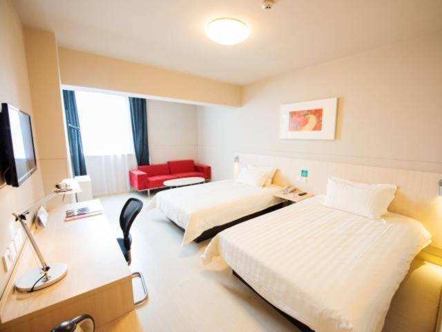 Jinjiang Inn Xianning Yinquan Avenue Hot Spring Hotel Buitenkant foto