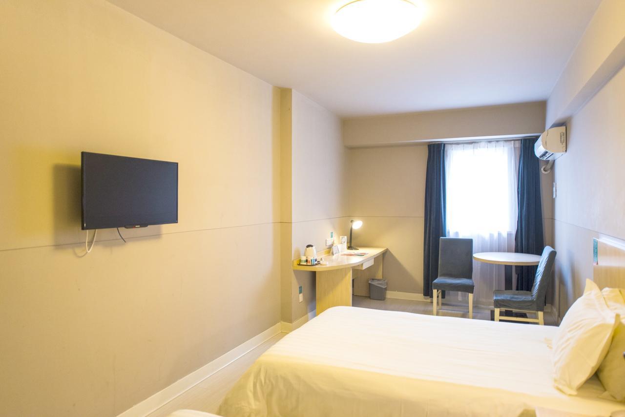 Jinjiang Inn Xianning Yinquan Avenue Hot Spring Hotel Buitenkant foto