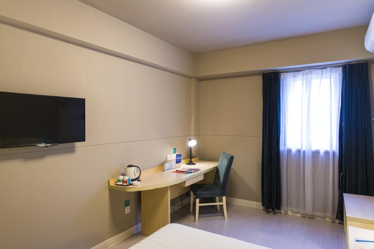 Jinjiang Inn Xianning Yinquan Avenue Hot Spring Hotel Buitenkant foto