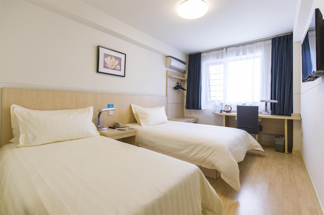 Jinjiang Inn Xianning Yinquan Avenue Hot Spring Hotel Buitenkant foto
